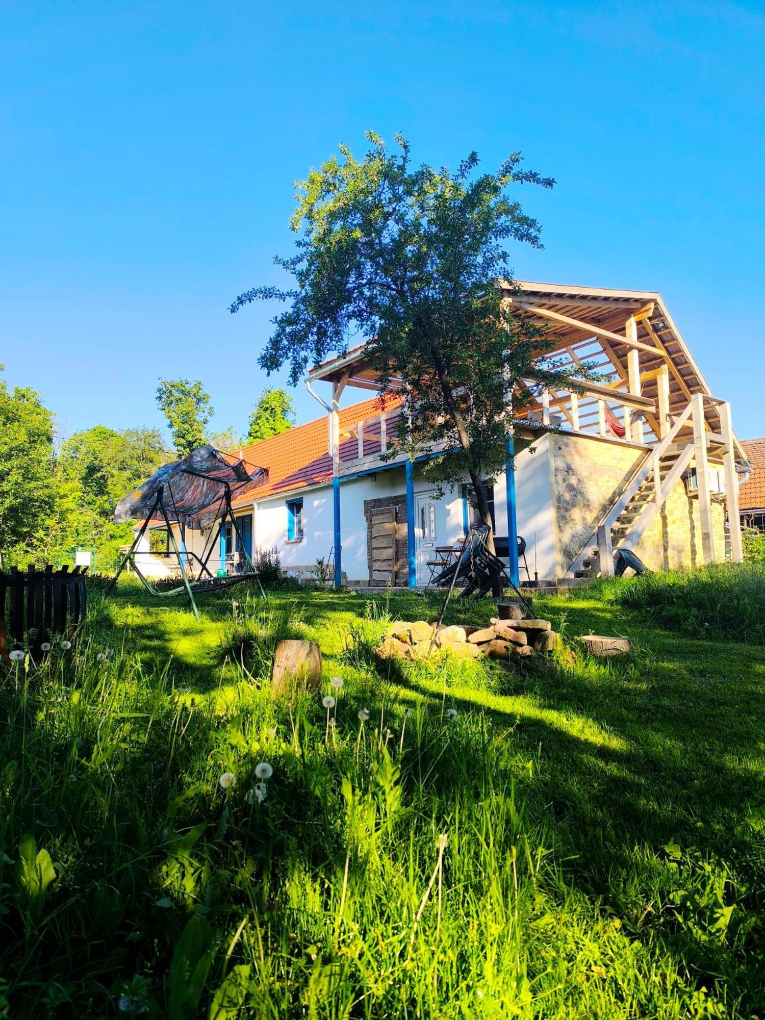 Blue Forest Retreat *